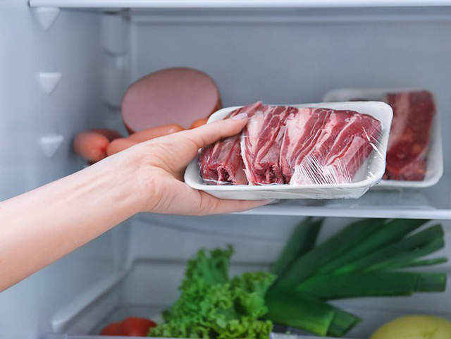 5 sai lầm cấp đông thịt lợn trong tủ lạnh mà người Việt cần bỏ ngay vì dễ sinh vi khuẩn gây bệnh hoặc làm lãng phí dinh dưỡng món ăn